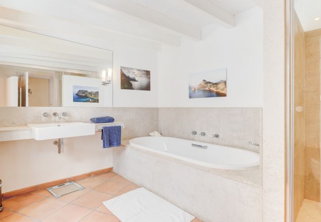 Terraced House in Pollensa / Pollença - Lleo Eleven Terraced House in Pollensa / Pollença - Lleo Eleven