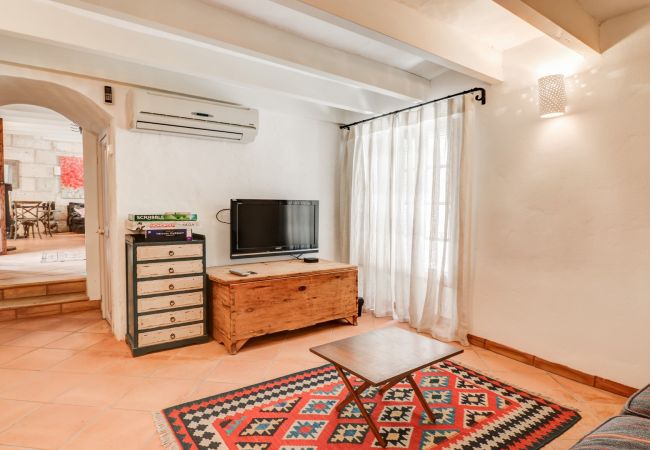 Terraced House in Pollensa / Pollença - Lleo Eleven Terraced House in Pollensa / Pollença - Lleo Eleven