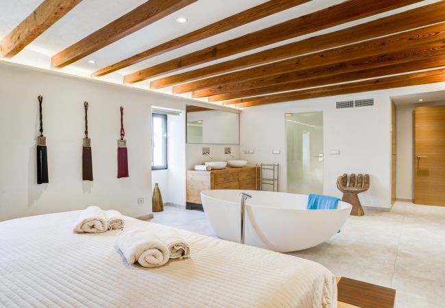 Terraced House in Pollensa / Pollença - Number 11 Terraced House in Pollensa / Pollença - Number 11