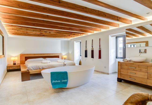 Terraced House in Pollensa / Pollença - Number 11 Terraced House in Pollensa / Pollença - Number 11