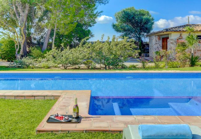 Villa in Pollensa / Pollença - Villa Mateu Villa in Pollensa / Pollença - Villa Mateu